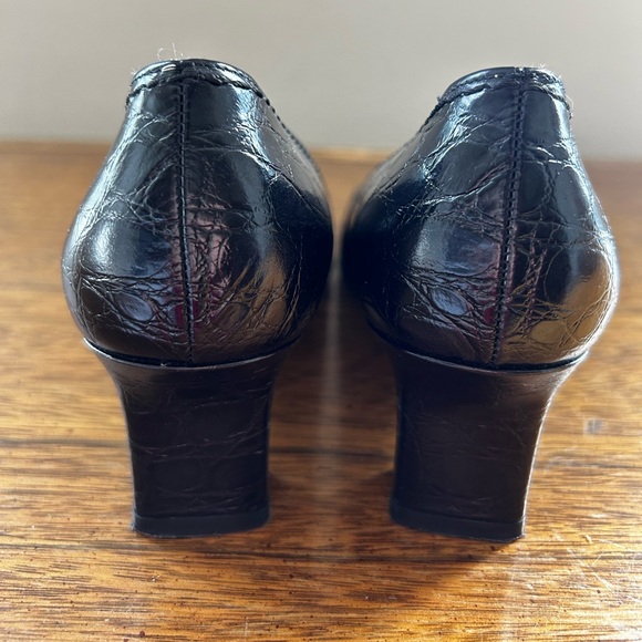 vintage ferragamo heels - Picture 4 of 7